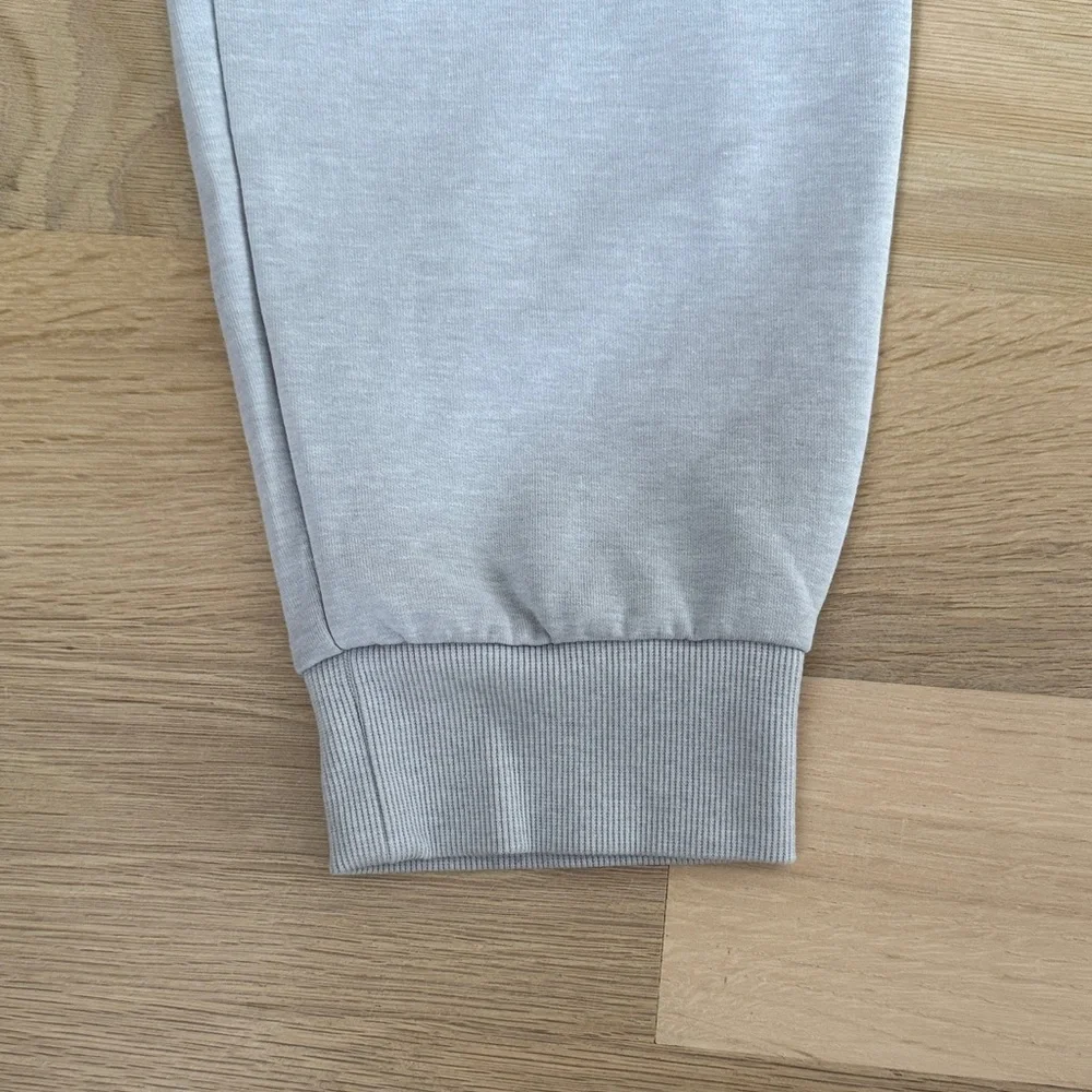 Old Navy Women’s High-Rise Joggers - Picture 6 of 9